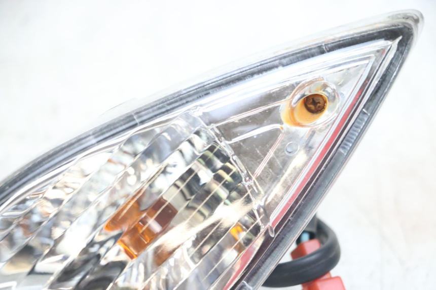 photo de PISCA TRASEIRO DIREITO SYM FIDDLE 3 III 125 (2014 - 2020) - Pontos de fixação