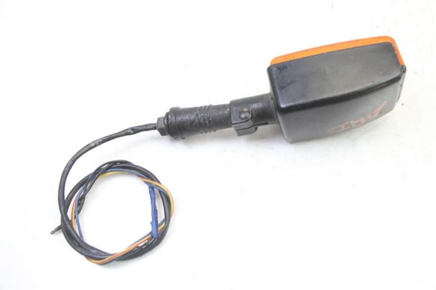 photo de PISCA TRASEIRO DIREITO YAMAHA FJ 36Y 1100 (1984 - 1985) - Outro ângulo de visão