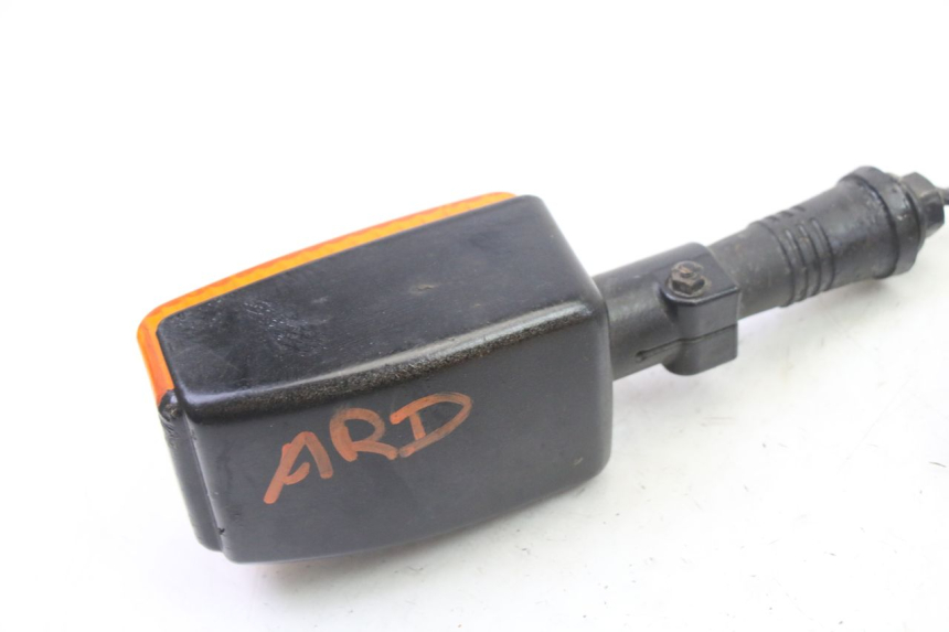 photo de PISCA TRASEIRO DIREITO YAMAHA FJ 36Y 1100 (1984 - 1985) - Vista geral