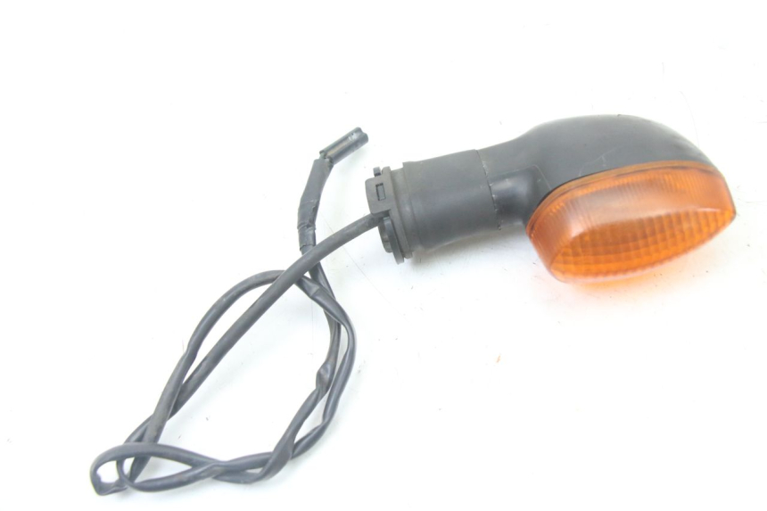 photo de PISCA TRASEIRO DIREITO YAMAHA FZ6 FAZER S2 600 (2007 - 2011) - Vista principal