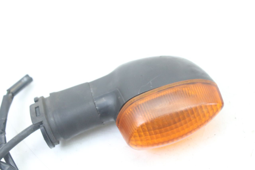 photo de PISCA TRASEIRO DIREITO YAMAHA FZ6 FAZER S2 600 (2007 - 2011) - Detalhe da peça