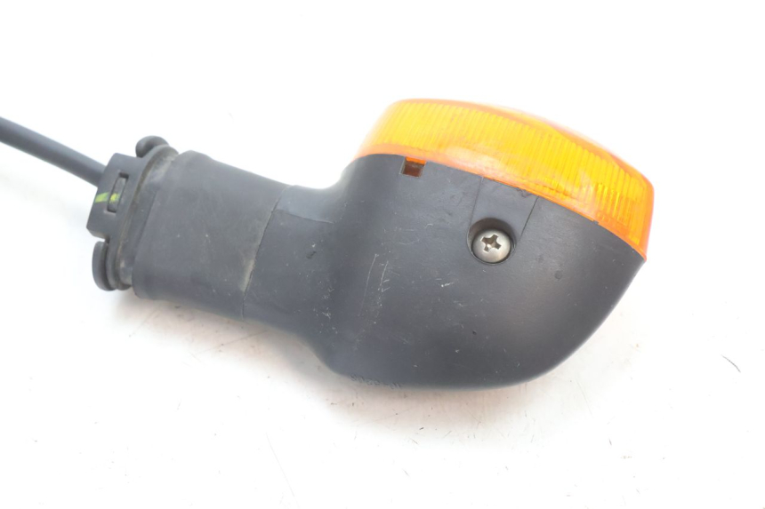 photo de PISCA TRASEIRO DIREITO YAMAHA FZ8 800 (2010 - 2016) - Vista geral