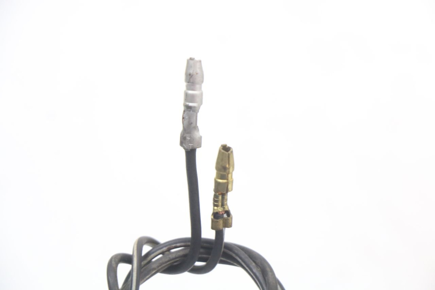 photo de PISCA TRASEIRO DIREITO SUZUKI GN 125 (1997 - 2000) - Vista geral