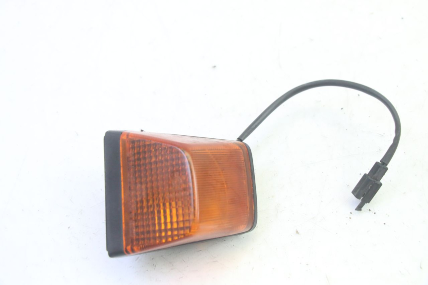 photo de PISCA TRASEIRO DIREITO KAWASAKI GPX R WARBIRD 600 (1988 - 1993) - Vista principal