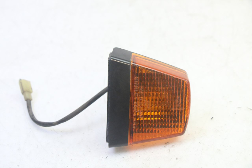 photo de PISCA TRASEIRO DIREITO KAWASAKI GPZ RX 1000 (1986 - 1988) - Vista principal