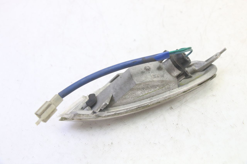 photo de PISCA TRASEIRO DIREITO KYMCO GRAND DINK 125 (2002 - 2007) - Pontos de fixação