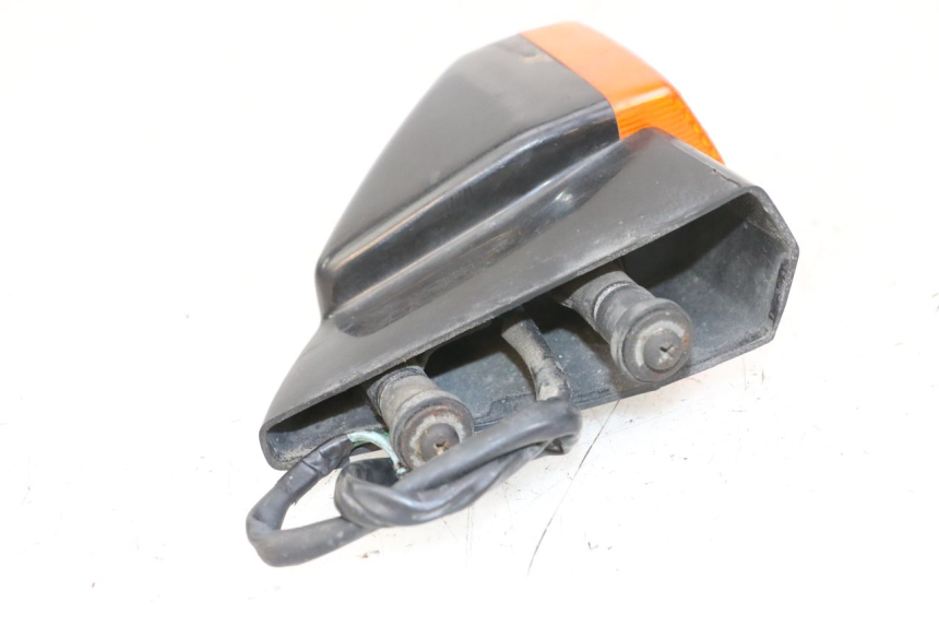 photo de PISCA TRASEIRO DIREITO HONDA CBR F 1000 (1993 - 1996) - Outro ângulo de visão