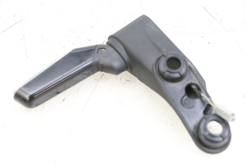 photo de PISCA TRASEIRO DIREITO HUSQVARNA SVARTPILEN 401 (2018 - 2023) - Vista geral