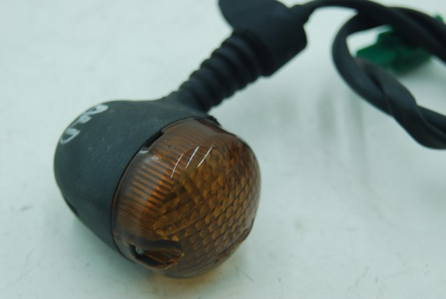 photo de PISCA TRASEIRO DIREITO MBK NITRO NAKED 50 (2005 - 2012) - Zoom do estado de desgaste