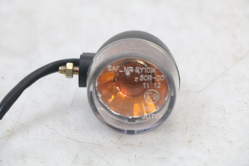 photo de PISCA TRASEIRO DIREITO SYM MIO 50 (2011 - 2017) - Zoom do estado de desgaste