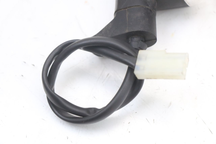 photo de PISCA TRASEIRO DIREITO MOTO GUZZI NORGE 8V GT 1200 (2011 - 2016) - Vista geral