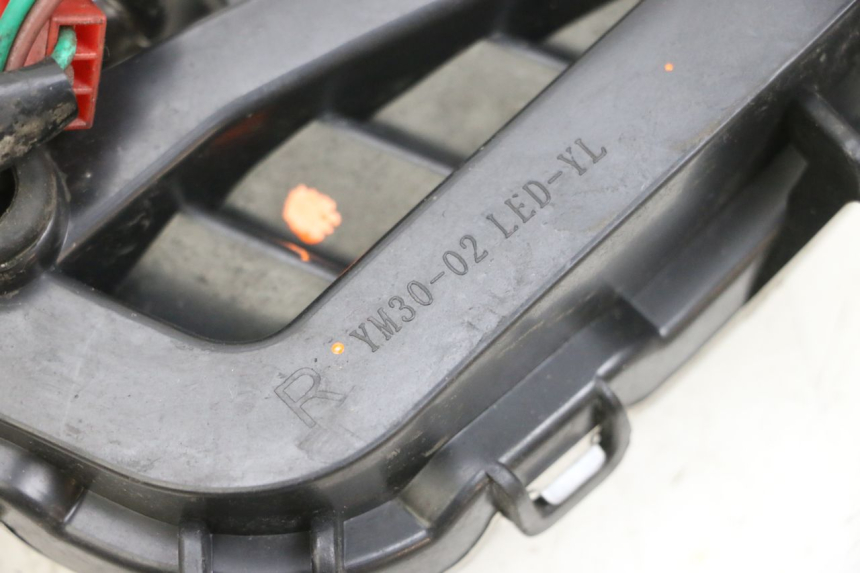 photo de PISCA TRASEIRO DIREITO JM MOTORS OLDIES GT 4T 50 (2018 - 2025) - Zoom do estado de desgaste