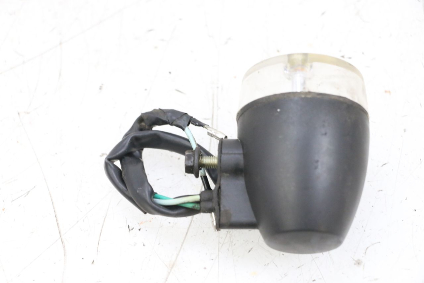 photo de PISCA TRASEIRO DIREITO SYM ORBIT 2 50 (2008 - 2014) - Zoom do estado de desgaste