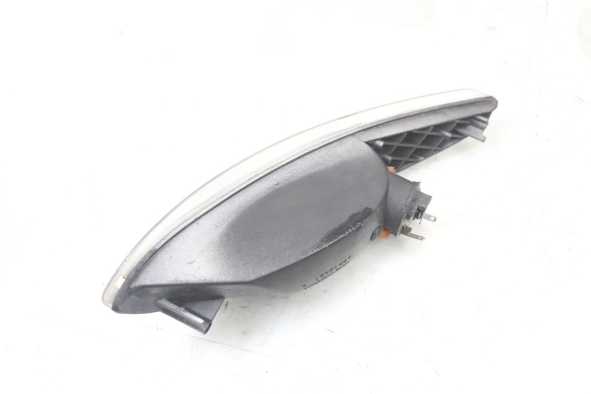 photo de PISCA TRASEIRO DIREITO PEUGEOT ELYSTAR 50 (2002 - 2014) - Outro ângulo de visão