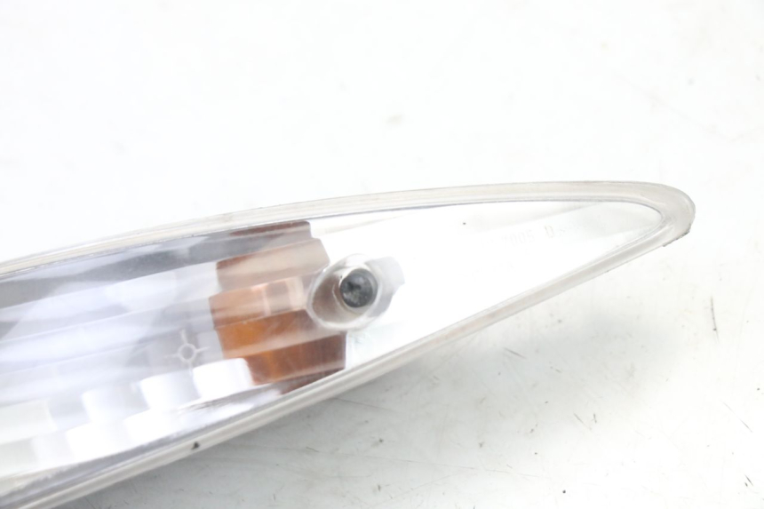 photo de PISCA TRASEIRO DIREITO PEUGEOT ELYSTAR 50 (2002 - 2014) - Zoom do estado de desgaste