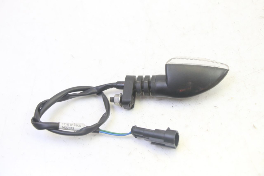 photo de PISCA TRASEIRO DIREITO LIGIER PULSE 3 1 (2014 - 2020) - Outro ângulo de visão