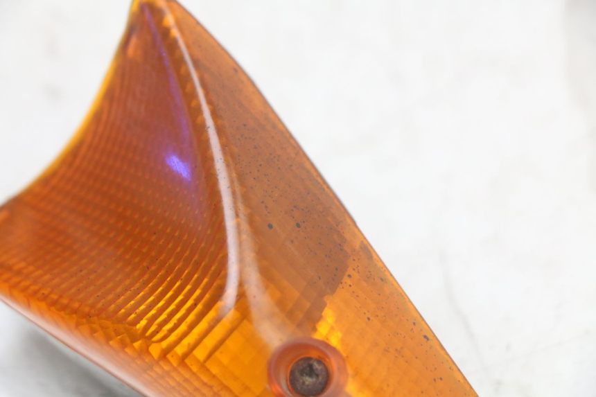 photo de PISCA TRASEIRO DIREITO PEUGEOT SPEEDFIGHT 100 (1997 - 2007) - Outro ângulo de visão