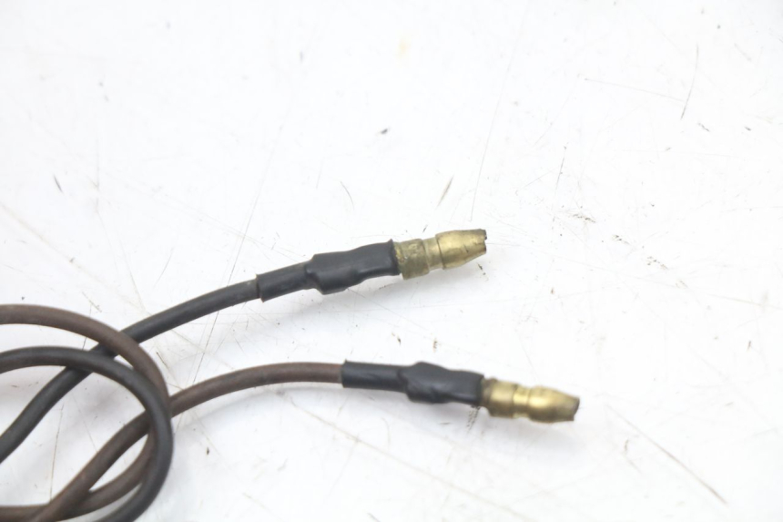 photo de PISCA TRASEIRO DIREITO YAMAHA XJ F 900 (1983 - 1994) - Pontos de fixação