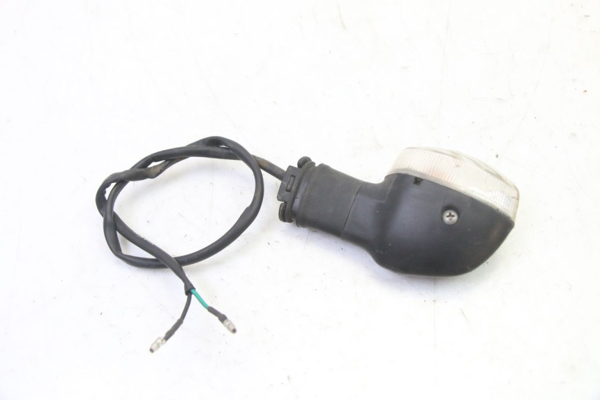 photo de PISCA TRASEIRO DIREITO YAMAHA XJ6 ABS 600 (2008 - 2016) - Outro ângulo de visão