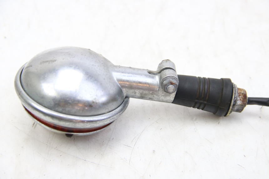 photo de PISCA TRASEIRO DIREITO YAMAHA XV VIRAGO 750 (1984 - 1998) - Outro ângulo de visão