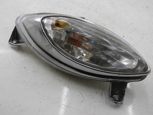 photo de PISCA TRASEIRO DIREITO YAMASAKI YM50QT-N3 RETRO 50 (2012 - 2014) - Vista principal