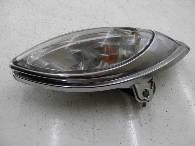 photo de PISCA TRASEIRO DIREITO YAMASAKI YM50QT-N3 RETRO 50 (2012 - 2014) - Vista geral