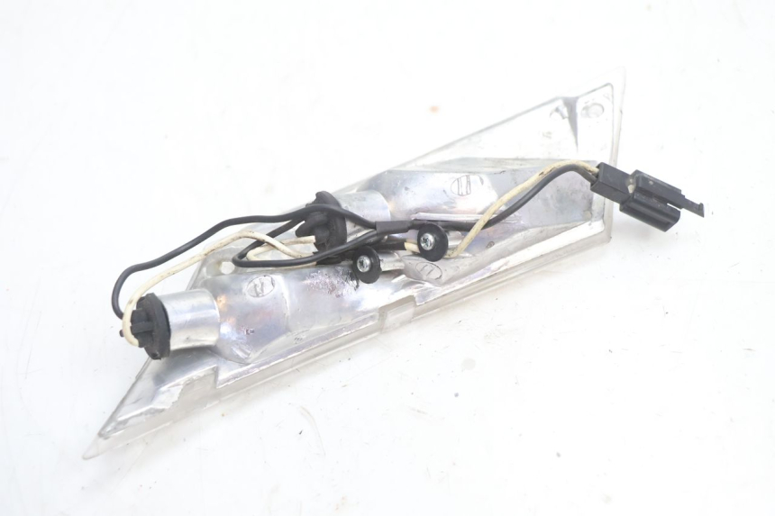 photo de PISCA TRASEIRO DIREITO PIAGGIO ZIP 2T 50 (2009 - 2019) - Pontos de fixação