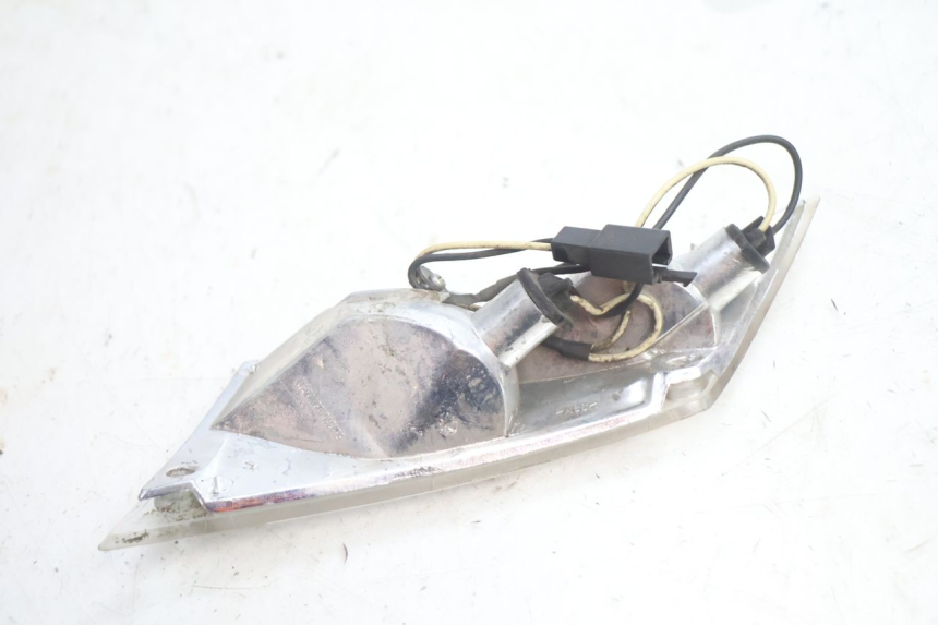 photo de Pisca traseiro direito PIAGGIO ZIP 4T 50 (2018 - 2020) - Pontos de fixação
