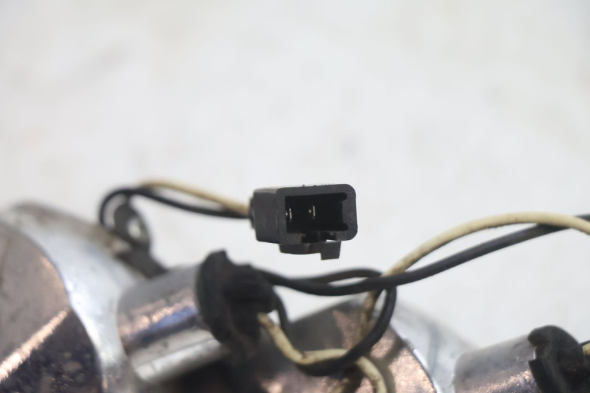 photo de Pisca traseiro direito PIAGGIO ZIP 4T 50 (2018 - 2020) - Estado da superfície
