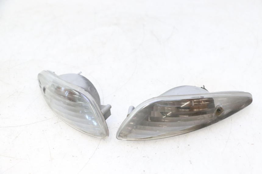 photo de PISCA TRASEIRO PEUGEOT ELYSTAR 50 (2002 - 2014) - Marcações e referências