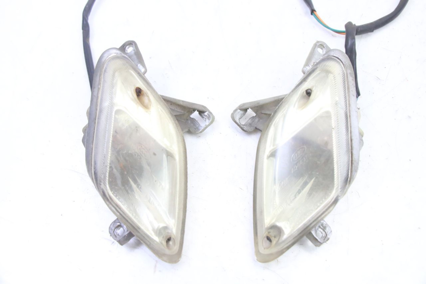 photo de PISCA TRASEIRO SYM FIDDLE 2 S 125 (2012 - 2014) - Outro ângulo de visão