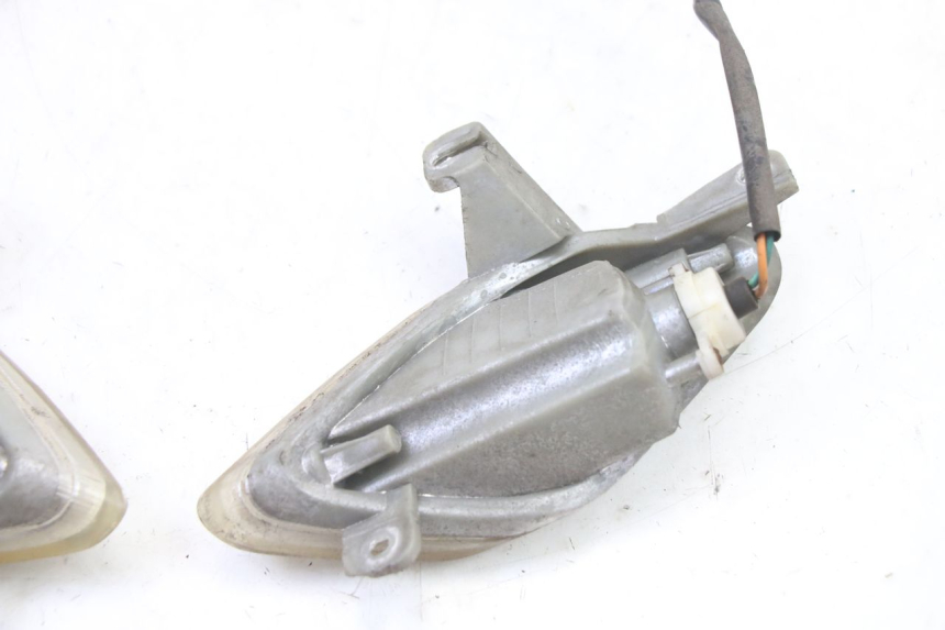 photo de PISCA TRASEIRO SYM FIDDLE 2 S 125 (2012 - 2014) - Estado da superfície