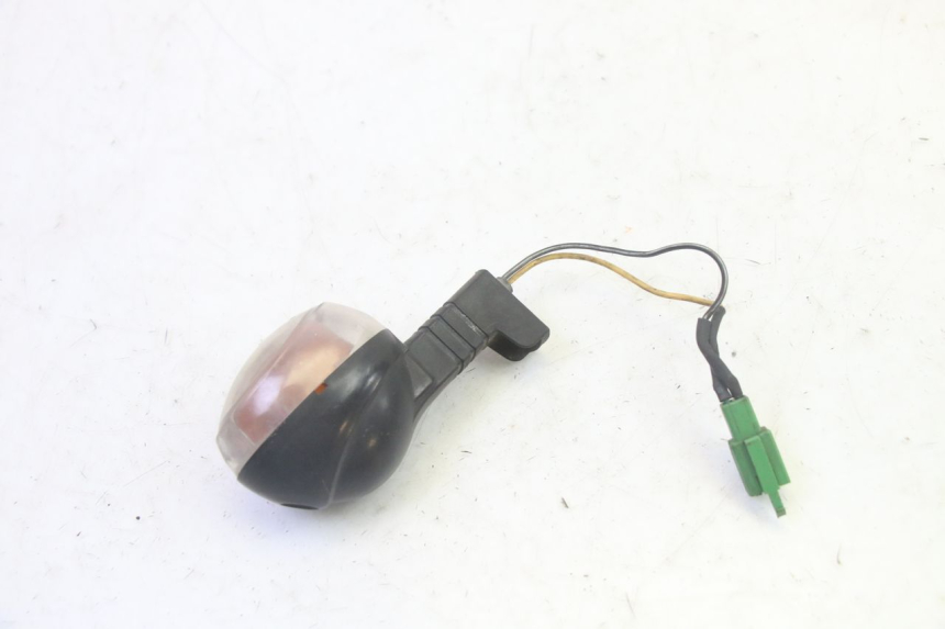 photo de PISCA TRASEIRO ESQUERDO MBK BOOSTER SPIRIT 50 (2004 - 2017) - Outro ângulo de visão