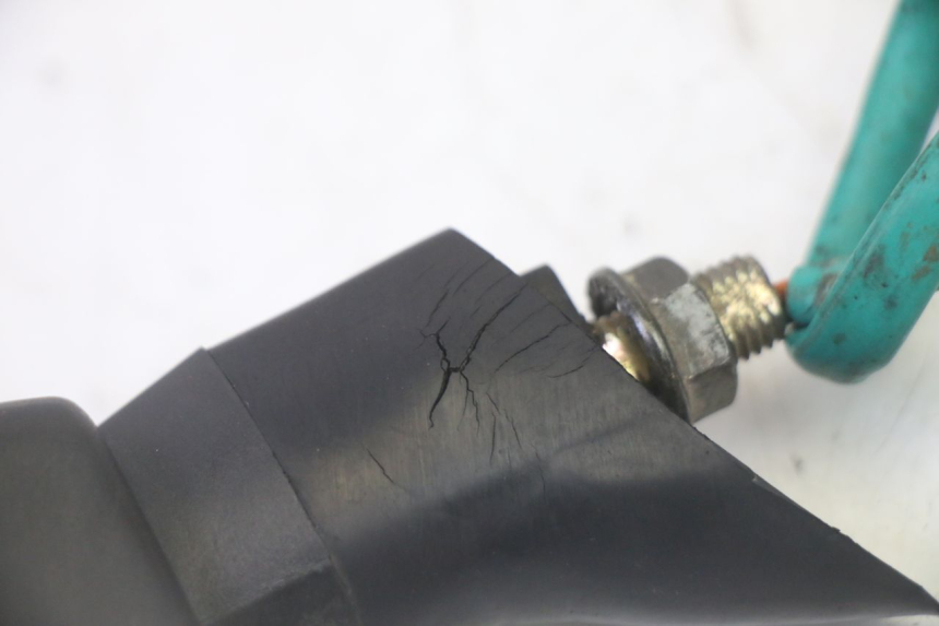 photo de PISCA TRASEIRO ESQUERDO SYM CROX 4T 50 (2016 - 2023) - Outro ângulo de visão