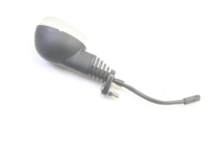photo de PISCA TRASEIRO ESQUERDO SUZUKI DL V STROM 1000 (2002 - 2007) - Outro ângulo de visão