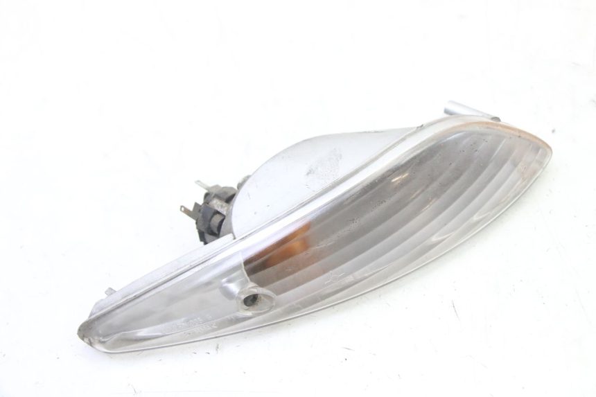 photo de PISCA TRASEIRO ESQUERDO PEUGEOT ELYSEO 125 (1999 - 2004) - Outro ângulo de visão