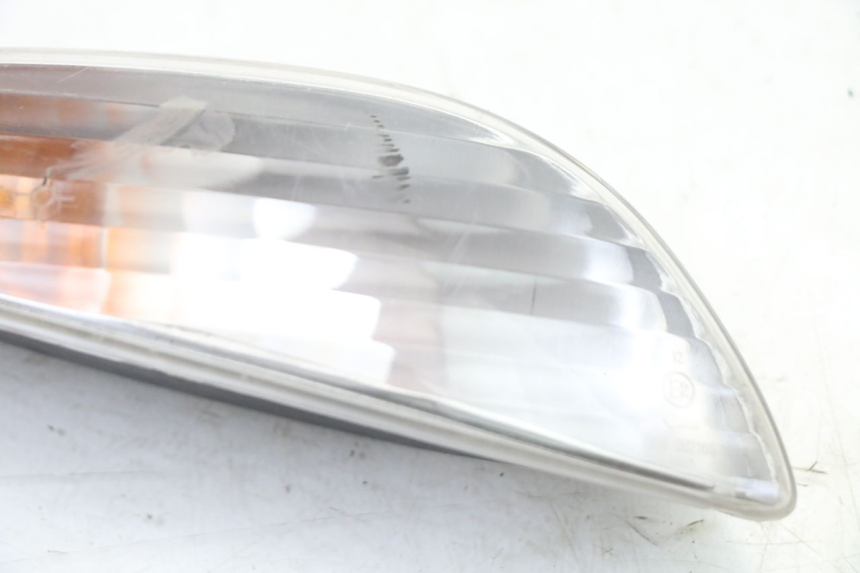 photo de PISCA TRASEIRO ESQUERDO PEUGEOT ELYSTAR 50 (2002 - 2014) - Zoom do estado de desgaste