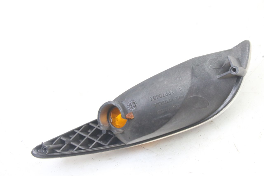 photo de PISCA TRASEIRO ESQUERDO PEUGEOT ELYSTAR 50 (2002 - 2014) - Pontos de fixação