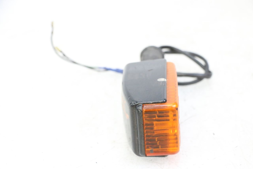 photo de PISCA TRASEIRO ESQUERDO YAMAHA FJ 36Y 1100 (1984 - 1985) - Detalhes característicos