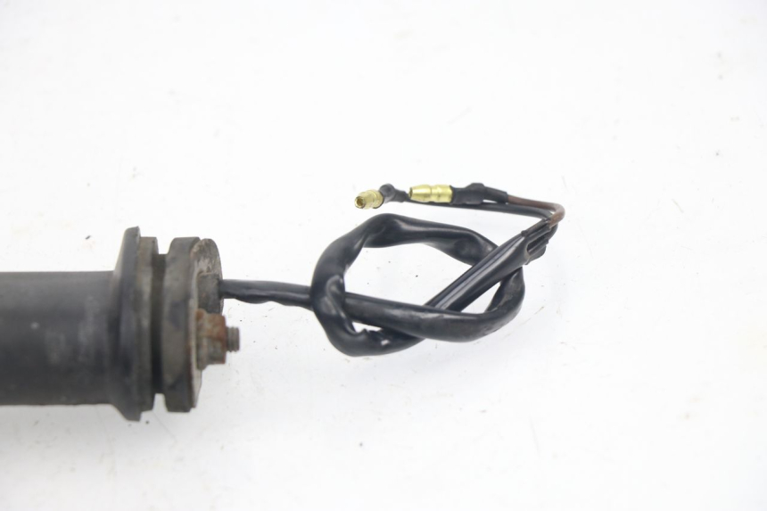 photo de PISCA TRASEIRO ESQUERDO YAMAHA FZS FAZER 600 (1998 - 2001) - Ampliação técnica