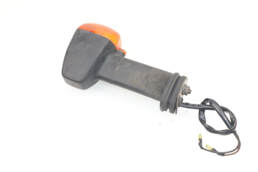 photo de PISCA TRASEIRO ESQUERDO YAMAHA FZS FAZER 600 (1998 - 2001) - Vista geral