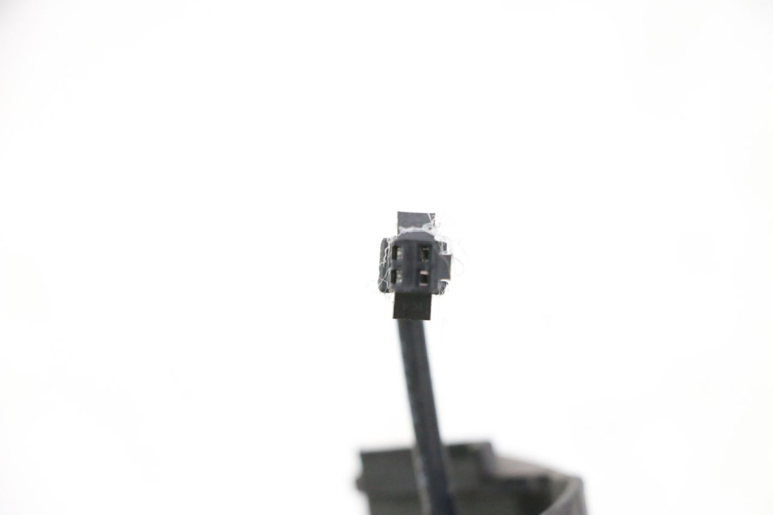 photo de PISCA TRASEIRO ESQUERDO KUKIRIN G2 MASTER 1 - Detalhe da peça