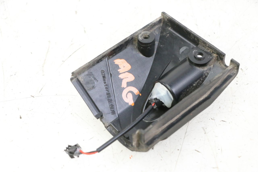 photo de PISCA TRASEIRO ESQUERDO KUKIRIN G2 MASTER 1 - Ampliação técnica