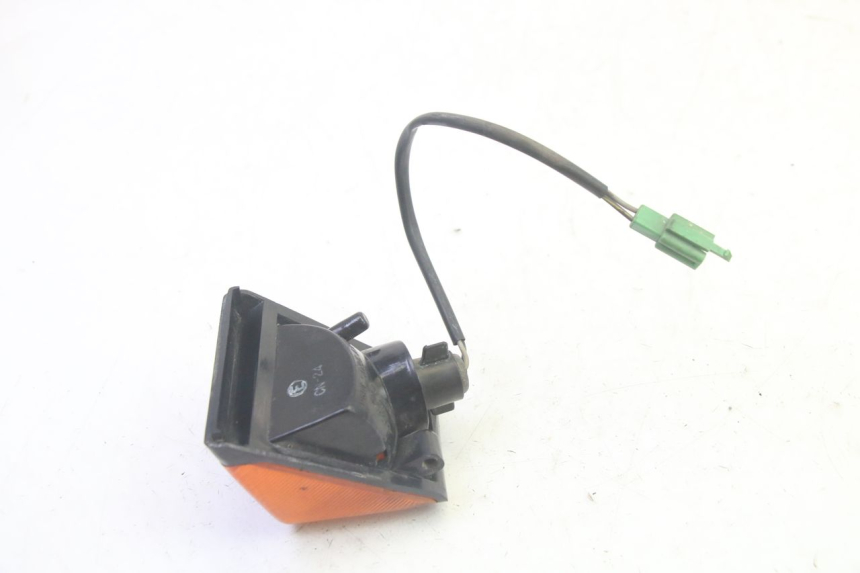 photo de PISCA TRASEIRO ESQUERDO KAWASAKI GPX R WARBIRD 600 (1988 - 1993) - Outro ângulo de visão
