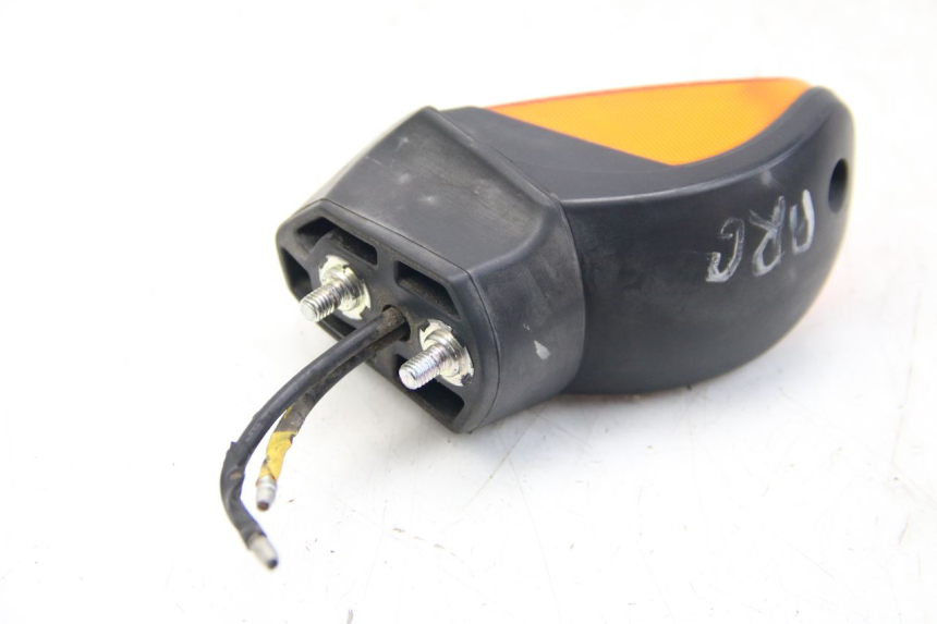 photo de PISCA TRASEIRO ESQUERDO YAMAHA HW XENTER 125 (2011 - 2017) - Outro ângulo de visão