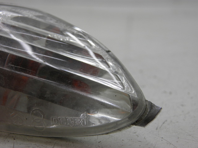 photo de PISCA TRASEIRO ESQUERDO PIAGGIO LIBERTY 2T 50 (2004 - 2008) - Outro ângulo de visão