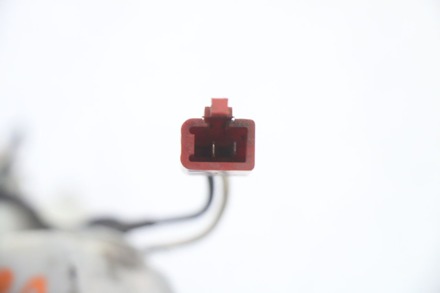 photo de PISCA TRASEIRO ESQUERDO PIAGGIO ZIP 2T 50 (2009 - 2019) - Pontos de fixação