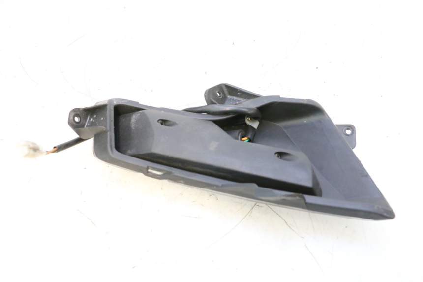 photo de PISCA TRASEIRO ESQUERDO EFUN PUSA 1 - Pontos de fixação