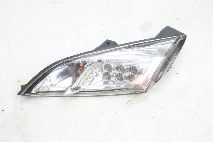 photo de LANTERNA TRASEIRA ESQUERDA PEUGEOT SATELIS 125 (2013 - 2018) - Vista principal
