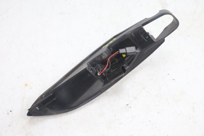 photo de LANTERNA TRASEIRA ESQUERDA PEUGEOT SATELIS 125 (2013 - 2018) - Ampliação técnica